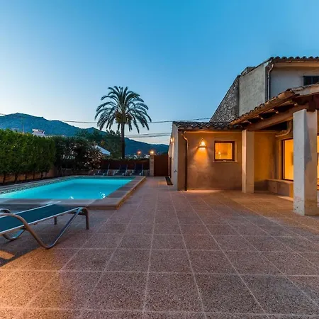 Sleeps 6 With Air Con And Wifi Villa